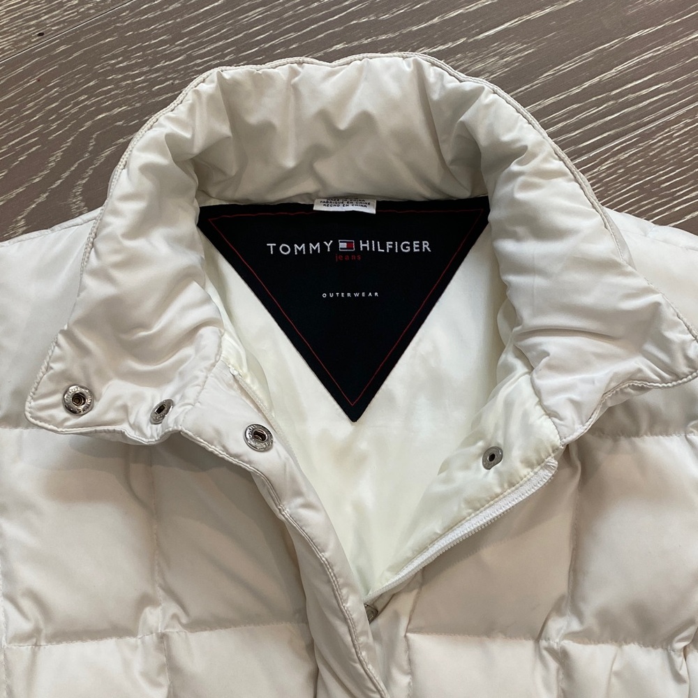Tommy Hilfiger Cream Puffer Jacket - Picture 4 of 8